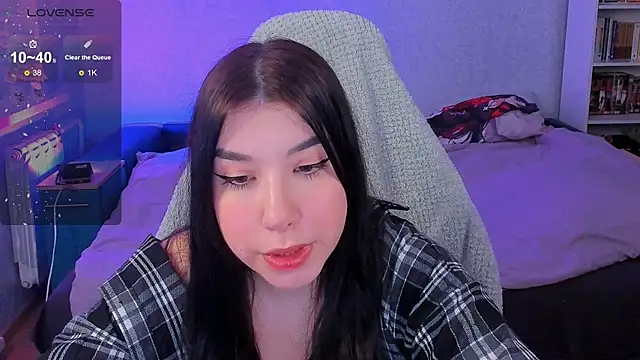 Snapshot of kellyharris chatting on December 2024 01:53:02 PM kellyharris online show from December 2024 01:53:02 PM