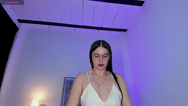 Snapshot of ice_grace chatting on May 2026 09:07:01 AM ice grace online show from May 2026 09:07:01 AM