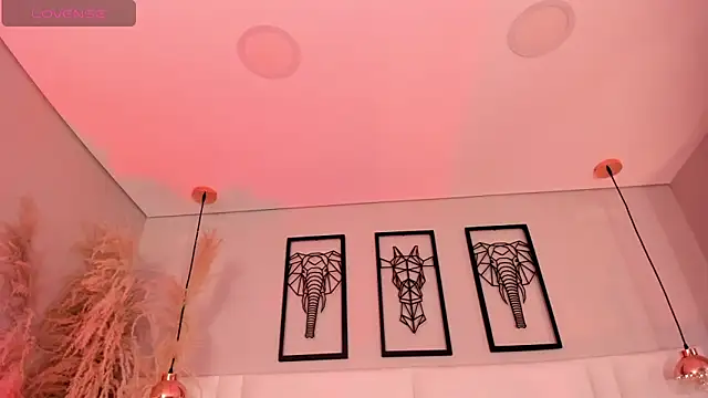 Rebeca jones online show from September 2025 12:06:01 PM