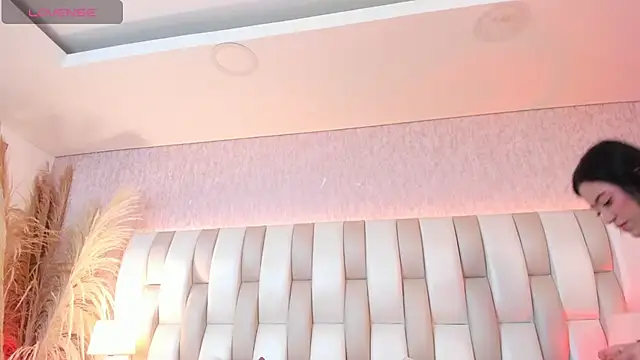 Rebeca jones online show from January 2026 12:09:02 PM