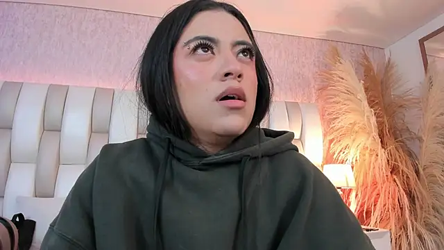 Rebeca jones online show from April 2026 12:10:01 PM