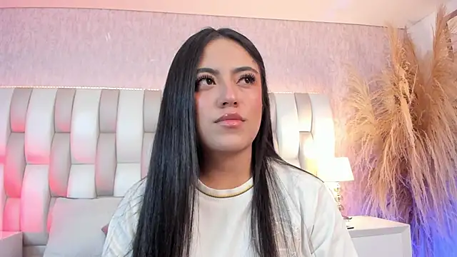 Rebeca jones online show from July 2026 01:15:02 PM