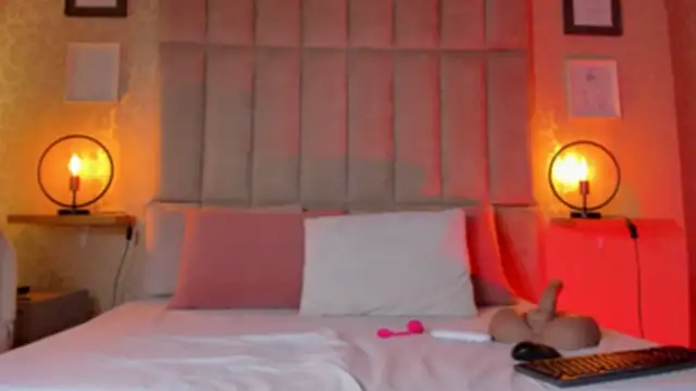 Ashleyy piink online show from October 2025 03:56:02 PM