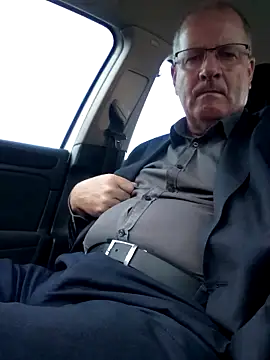 Snapshot of stiffandlubed@xh chatting on January 2025 08:50:01 PM stiffandlubedxh online show from January 2025 08:50:01 PM