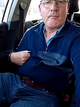 Snapshot of stiffandlubed@xh chatting on January 2025 06:57:02 AM stiffandlubedxh online show from January 2025 06:57:02 AM