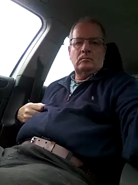 Snapshot of stiffandlubed@xh chatting on February 2025 08:56:01 PM stiffandlubedxh online show from February 2025 08:56:01 PM