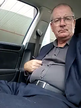 Snapshot of stiffandlubed@xh chatting on February 2025 07:42:02 AM stiffandlubedxh online show from February 2025 07:42:02 AM