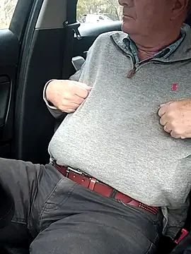 Snapshot of stiffandlubed@xh chatting on October 2025 09:02:02 PM stiffandlubedxh online show from October 2025 09:02:02 PM