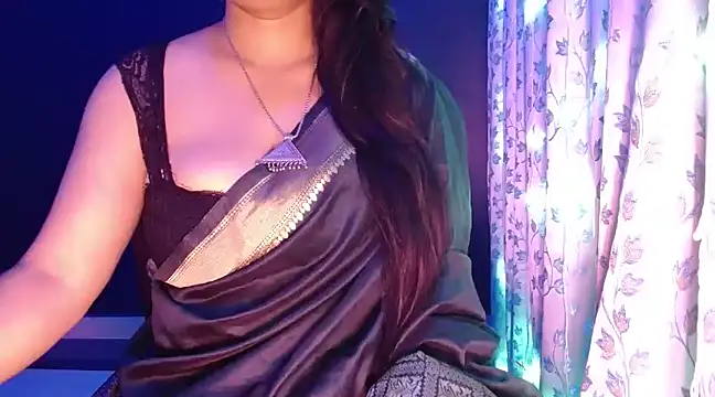 janifer001 online show from January 2025 12:33:01 AM