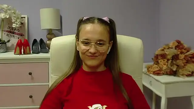 Snapshot of dirtyxEmily chatting on December 2024 01:54:02 PM dirtyxEmily online show from December 2024 01:54:02 PM