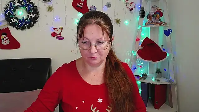 VanessaHotts online show from December 2024 02:05:02 PM