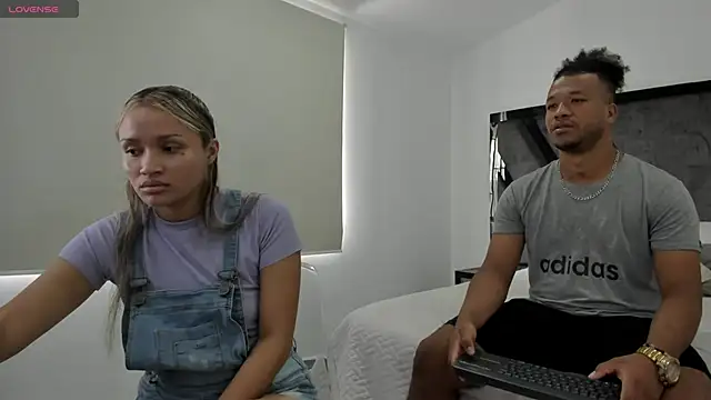 AnnieAndStefan online show from January 2025 02:46:01 PM