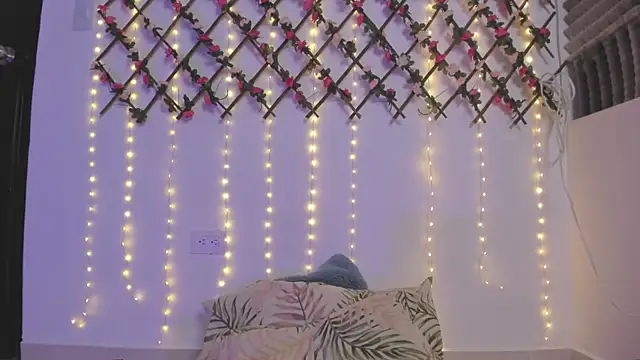 naughty ebonyy online show from April 2026 12:42:01 PM