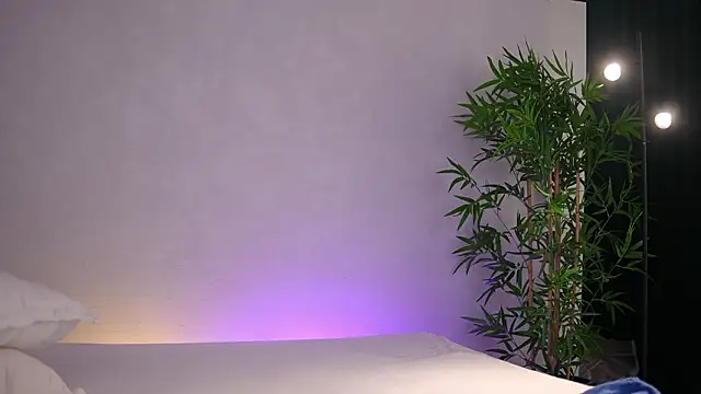 ArtTeasee online show from March 2026 07:23:01 AM