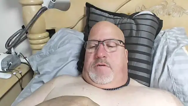 Bigbear0563 online show from November 2025 03:46:01 PM