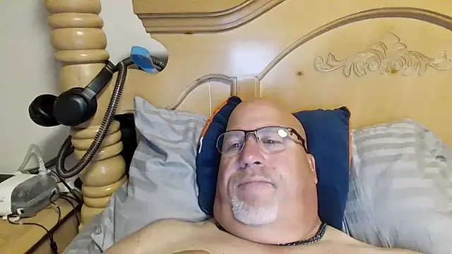 Bigbear0563 online show from June 2026 03:38:02 PM