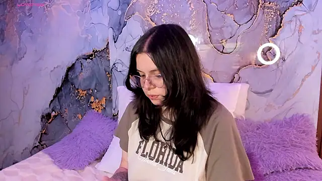 Mey moon online show from February 2026 03:46:01 AM