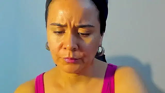 Sami Hotie1 online show from November 2025 11:03:01 PM