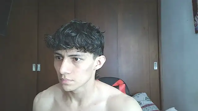 aresholland online show from November 2025 06:30:01 PM