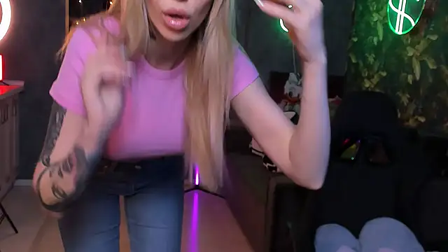 Blckmirrorr online show from January 2025 01:47:01 PM