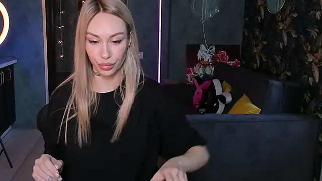 Blckmirrorr online show from October 2025 08:00:02 AM