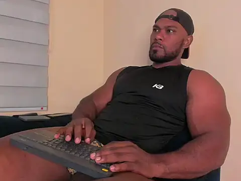 Tyler Waka01 online show from April 2026 10:40:01 PM