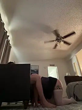 Snapshot of KatDaddie9886 chatting on February 2025 09:17:01 PM KatDaddie9886 online show from February 2025 09:17:01 PM