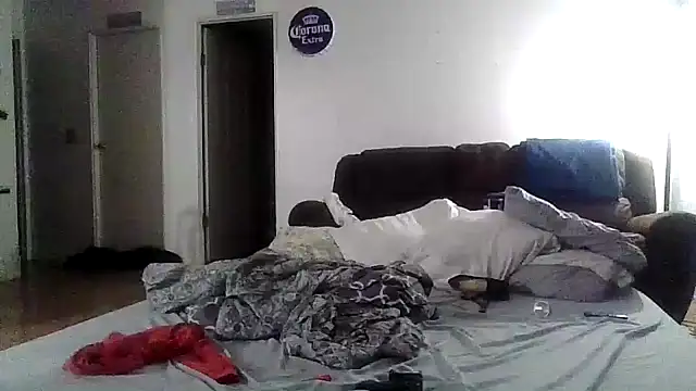 Snapshot of KatDaddie9886 chatting on February 2025 12:28:01 PM KatDaddie9886 online show from February 2025 12:28:01 PM