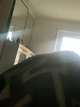 luay187 online show from February 2026 01:40:01 PM