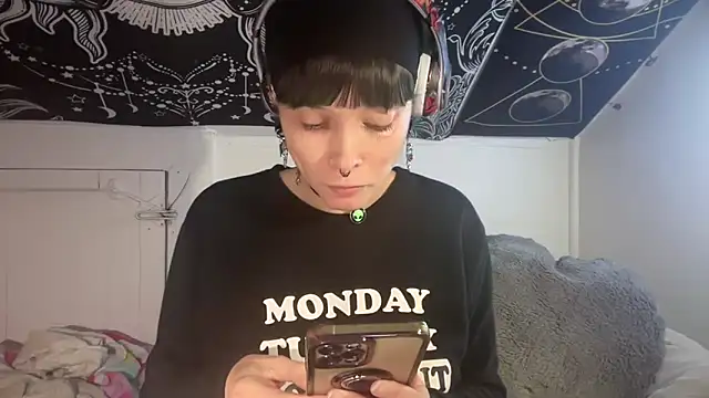 FRRANNKIE online show from January 2025 05:37:02 AM