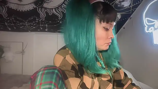 FRRANNKIE online show from February 2025 07:54:02 AM