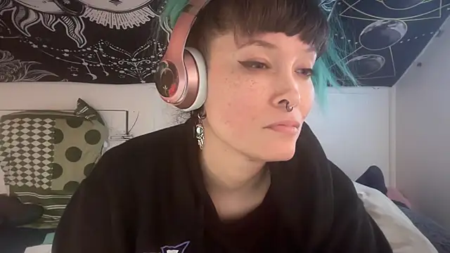 FRRANNKIE online show from March 2025 01:41:01 PM