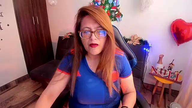 Ivette Shaira online show from December 2025 12:03:02 PM