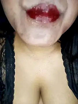 Hotlisa online show from March 2026 05:06:01 PM