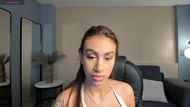 DannaCruz online show from September 2025 10:53:02 AM