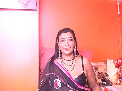 indiansarika65 online show from April 2026 03:56:01 AM