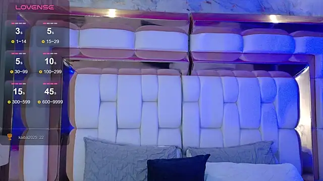 valkiria moore online show from November 2025 07:47:01 PM