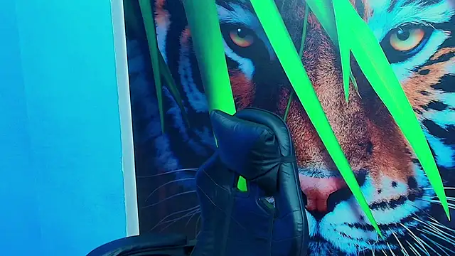 DEIBY BABY online show from September 2025 07:28:01 PM