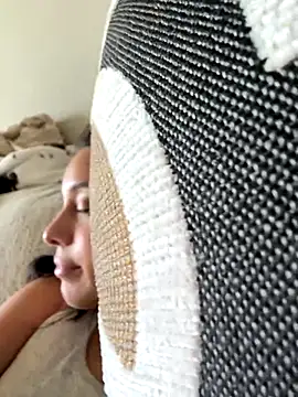 Natur4lBeautyb33 online show from October 2025 08:53:02 PM