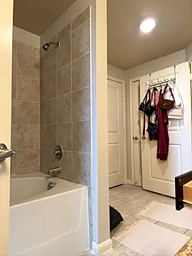 Natur4lBeautyb33 online show from December 2025 08:36:02 PM