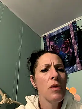 DominiqueX0 online show from October 2025 05:19:01 AM