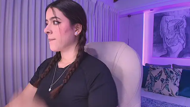 nathalie rivers online show from September 2025 11:11:02 AM