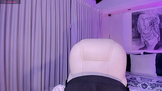 nathalie rivers online show from February 2026 11:19:02 AM