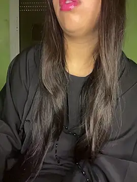 Mayacrayzi online show from April 2026 06:27:02 PM
