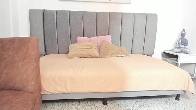 samantha stan online show from March 2026 12:16:01 PM