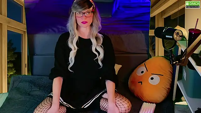 Kittychatte online show from September 2025 07:49:02 PM