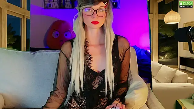 Kittychatte online show from October 2025 07:42:02 PM