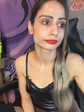 LaPetitechienne1 online show from December 2024 10:11:01 PM