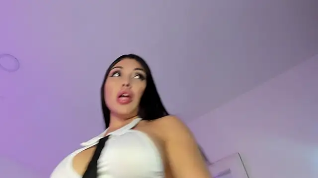 Snapshot of _brenda_becker chatting on March 2026 07:42:02 PM brenda becker online show from March 2026 07:42:02 PM