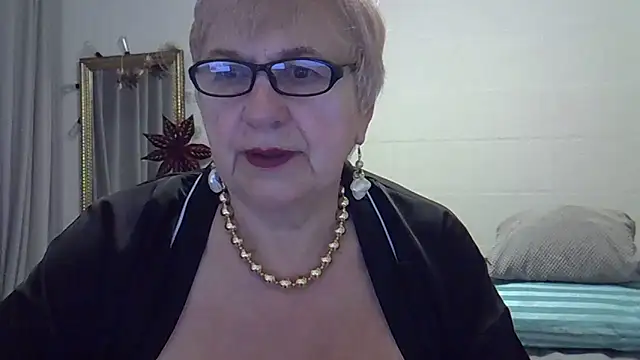 SweetCherry27 online show from February 2026 04:09:01 AM